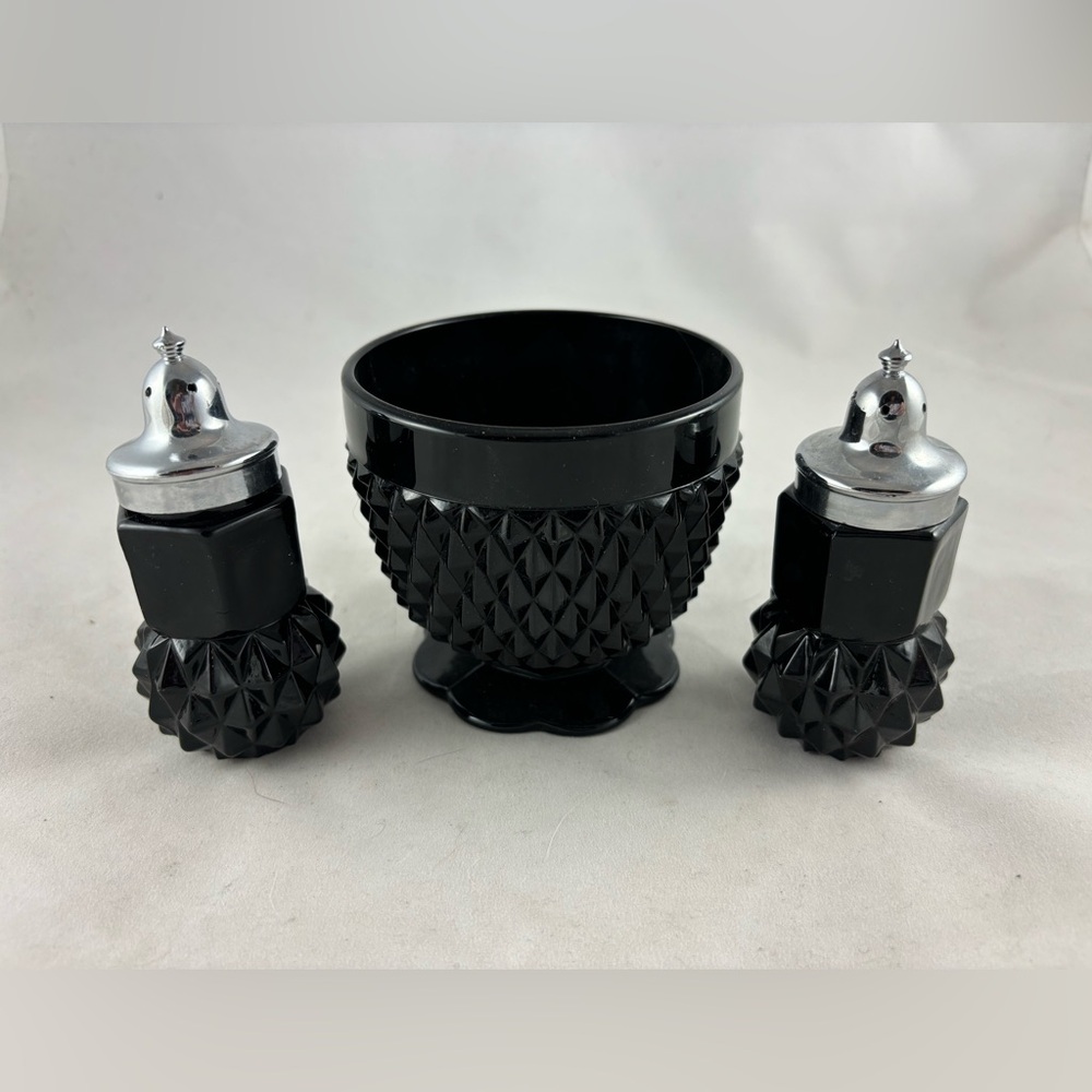 Vintage Black Tiara Indiana Glass Diamond Point Cameo Salt & Pepper Shakers